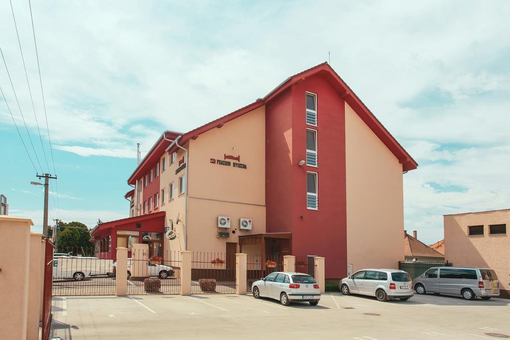 Penzion Hviezda Bratislava Exterior foto