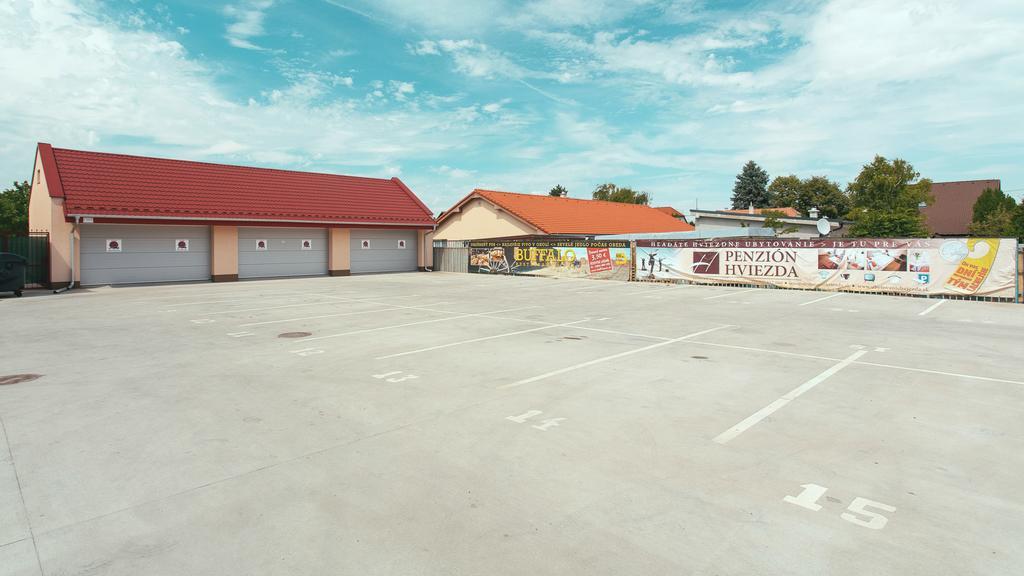 Penzion Hviezda Bratislava Exterior foto